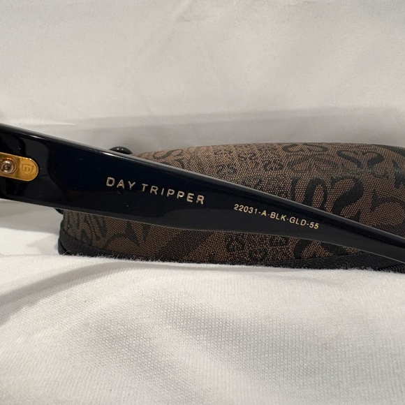 NEW! DITA DAY TRIPPER 22031-A-BLK-GLD; BLACK & GOLD FRAME W/ GREY GRADIENT LENS - Picture 8 of 8